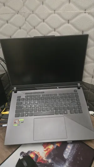 New Laptop Asus ROG Strix G16 G614 16GB AMD Ryzen 9 SSD 1T