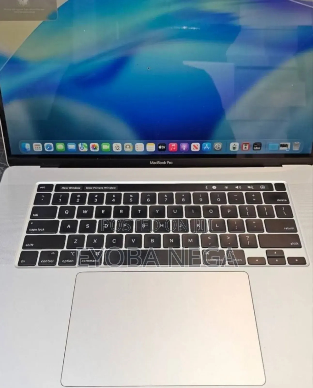 New Laptop Apple MacBook Pro 2019 16GB Intel Core i7 SSD 512GB