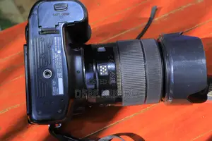 Conon 80d. With Charger and Battery in the Best Condition
