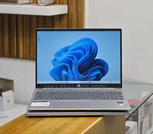New Laptop HP Pavilion 15 16GB Intel Core Ultra 7 SSD 512GB