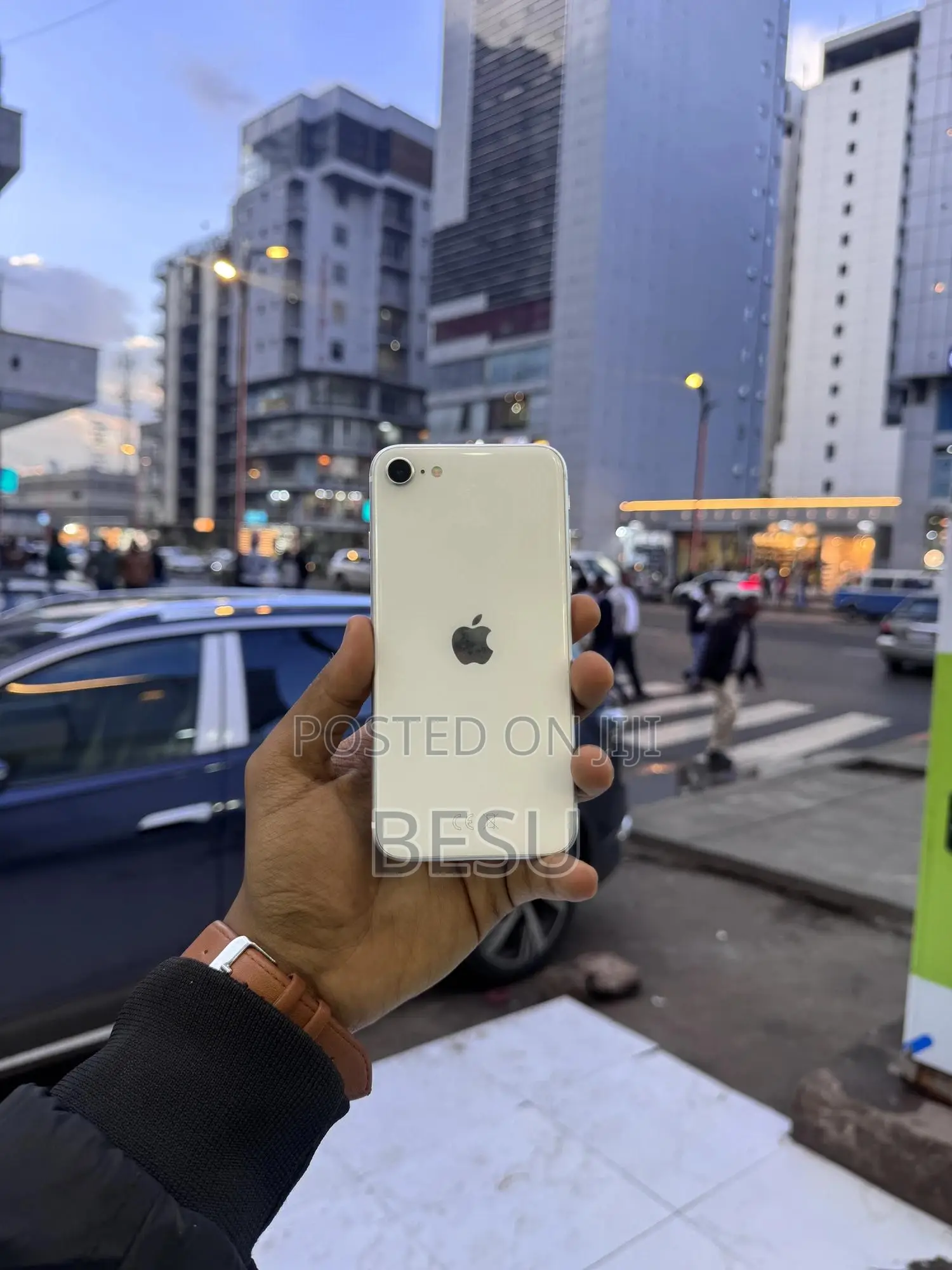 Apple iPhone SE (2020) 64 GB White