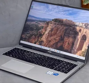 New Laptop Huawei MateBook 13 WRT-W29E 8GB Intel Core i5 SSD 512GB