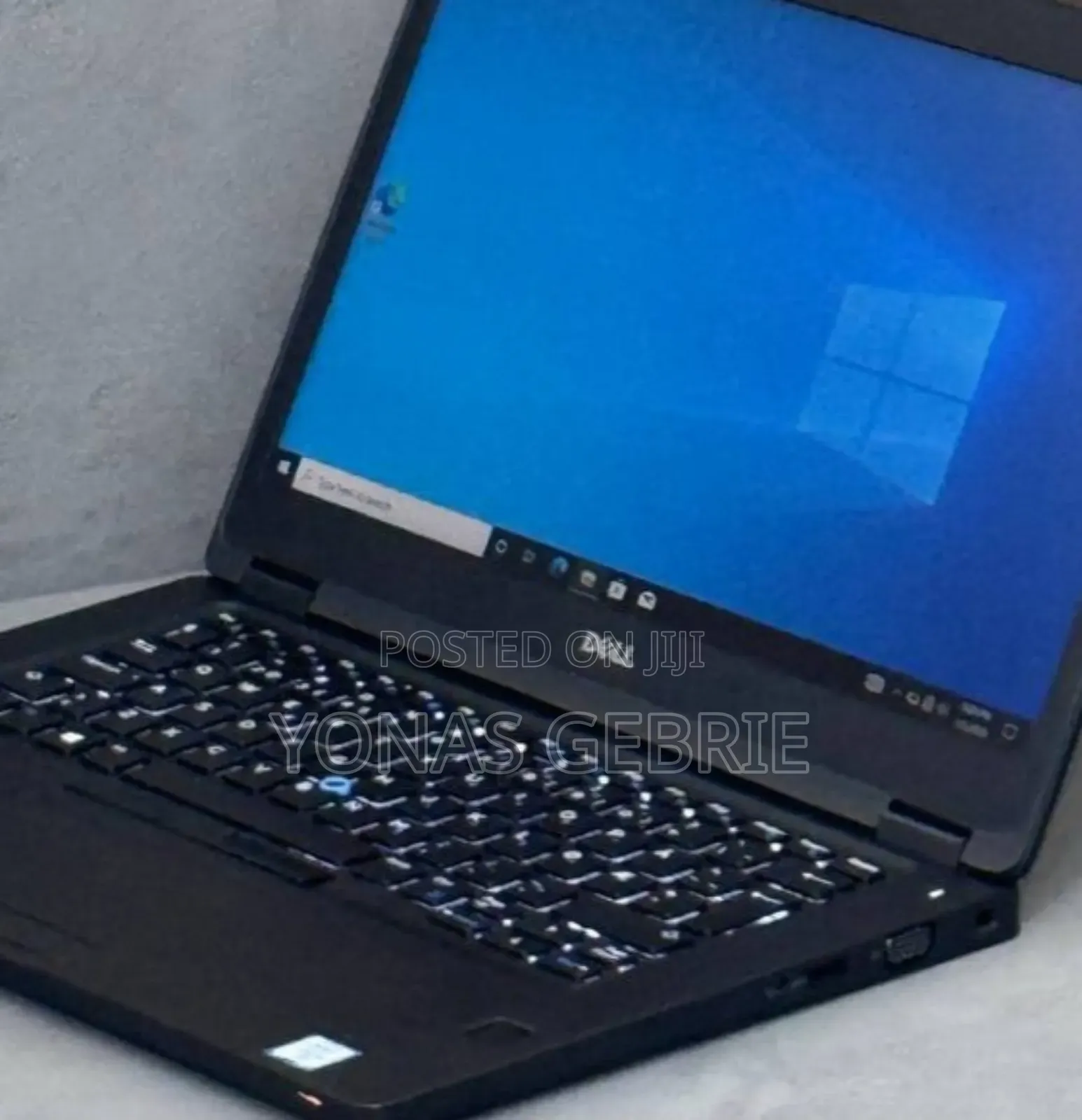New Laptop Dell 8GB Intel Core i5 SSD 256GB