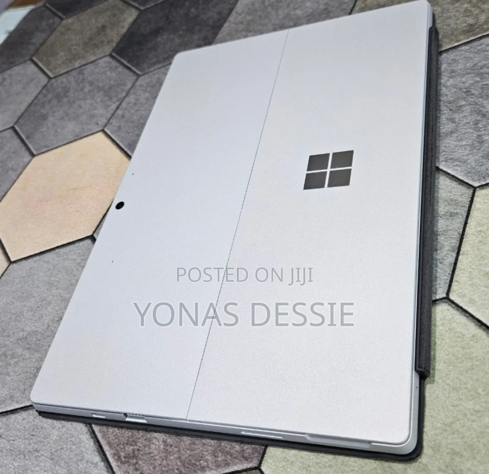 New Laptop Microsoft Surface Pro 7+ 16GB Intel Core i7 SSD 256GB