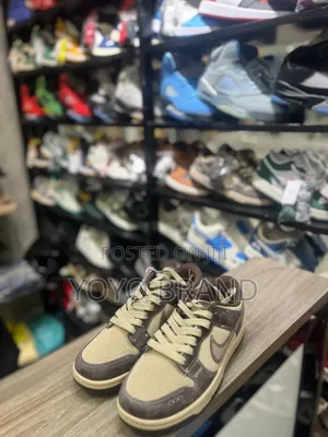 Nike Sb Dunk Low Brown Beige Unisex Fashion Sneaker