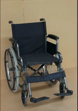 Portable Manual Rehabilitation Wheelchair Aluminum Wheelchair Rental