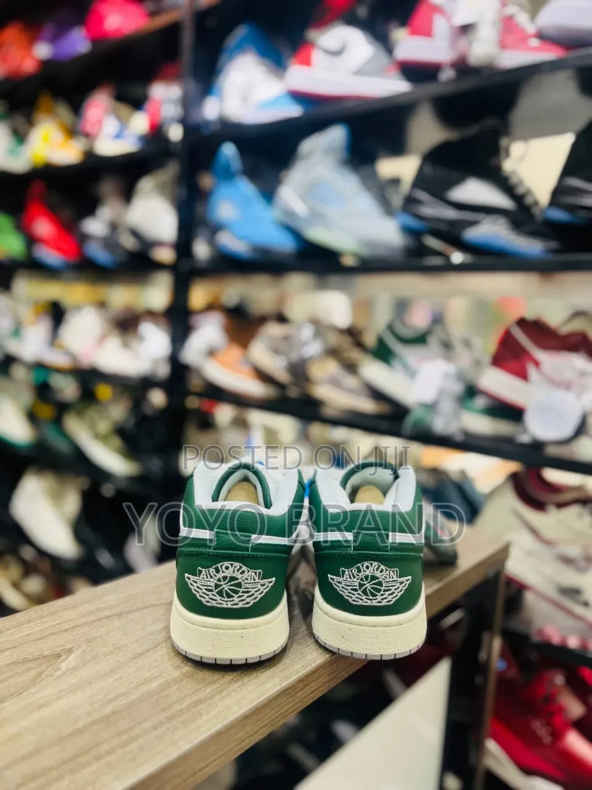 Nike Air Jordan 1 Low Se "Oxidized Green Unisex Fashion Sneaker