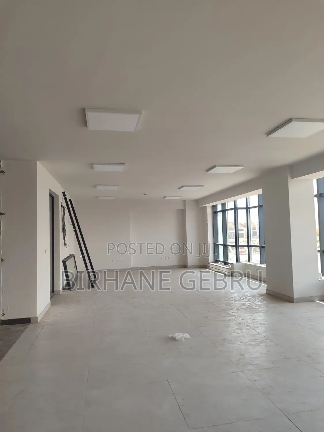 Space Rent for Office