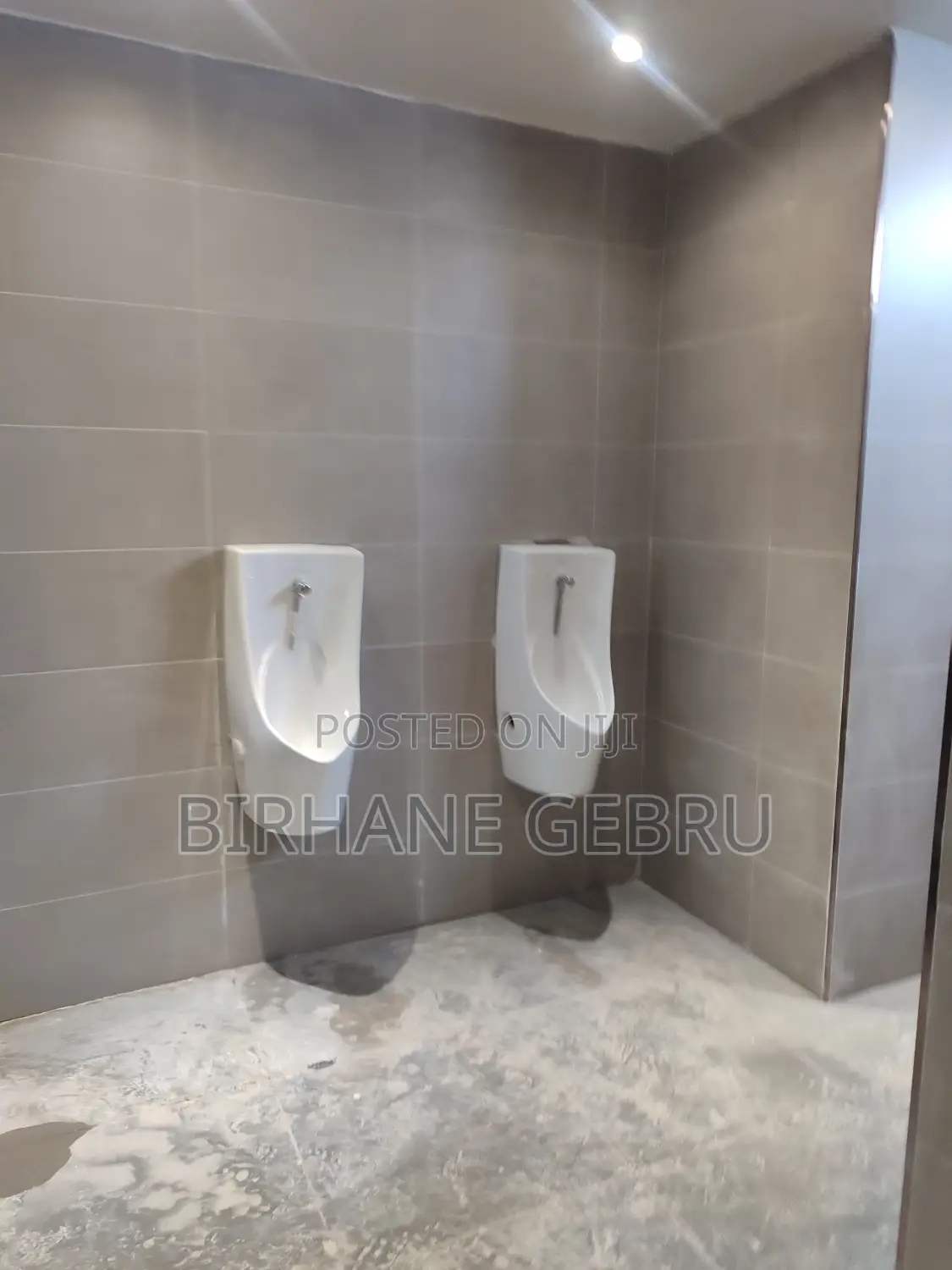 Space Rent for Office