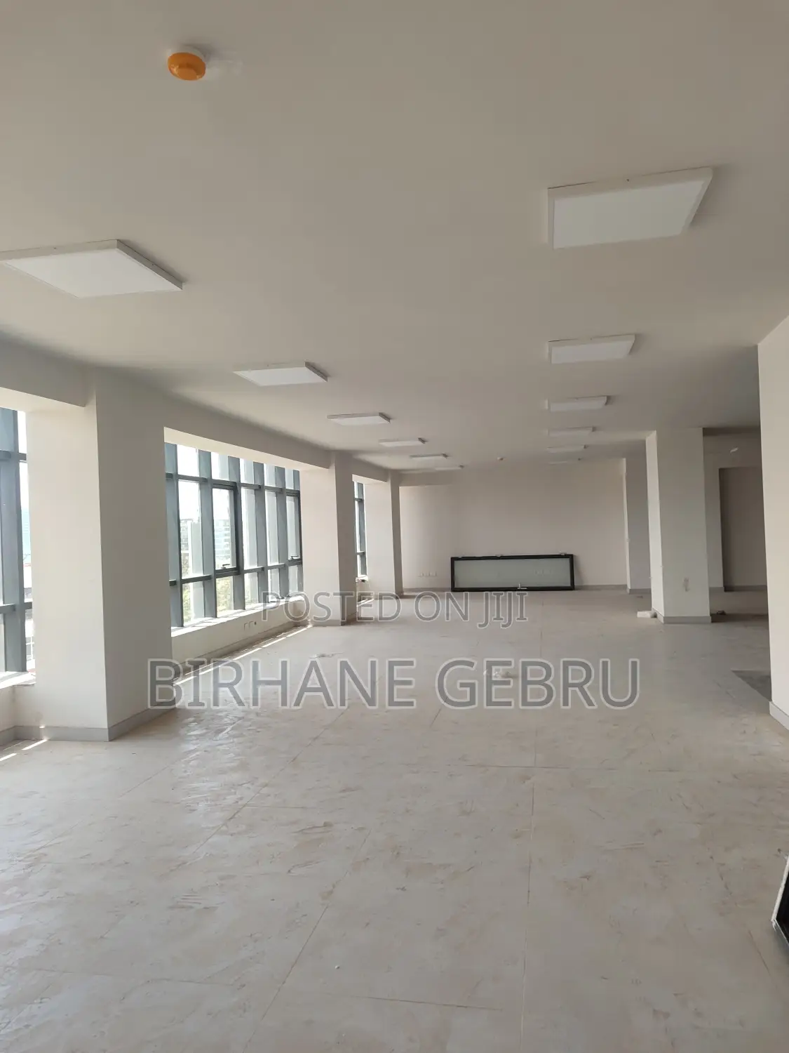Space Rent for Office