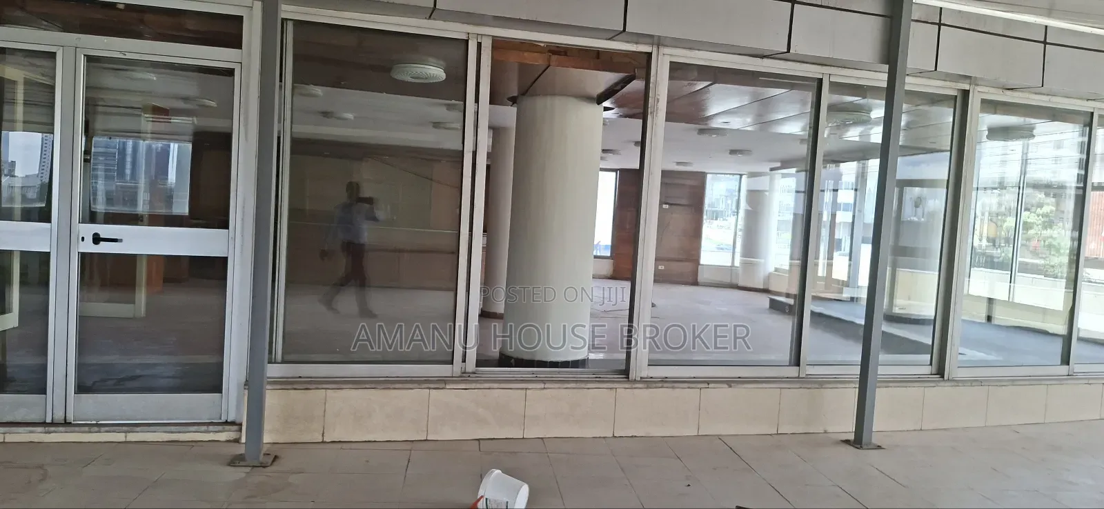 Urgently Available for Rent for Restaurant 900sqm, 3rd Floor