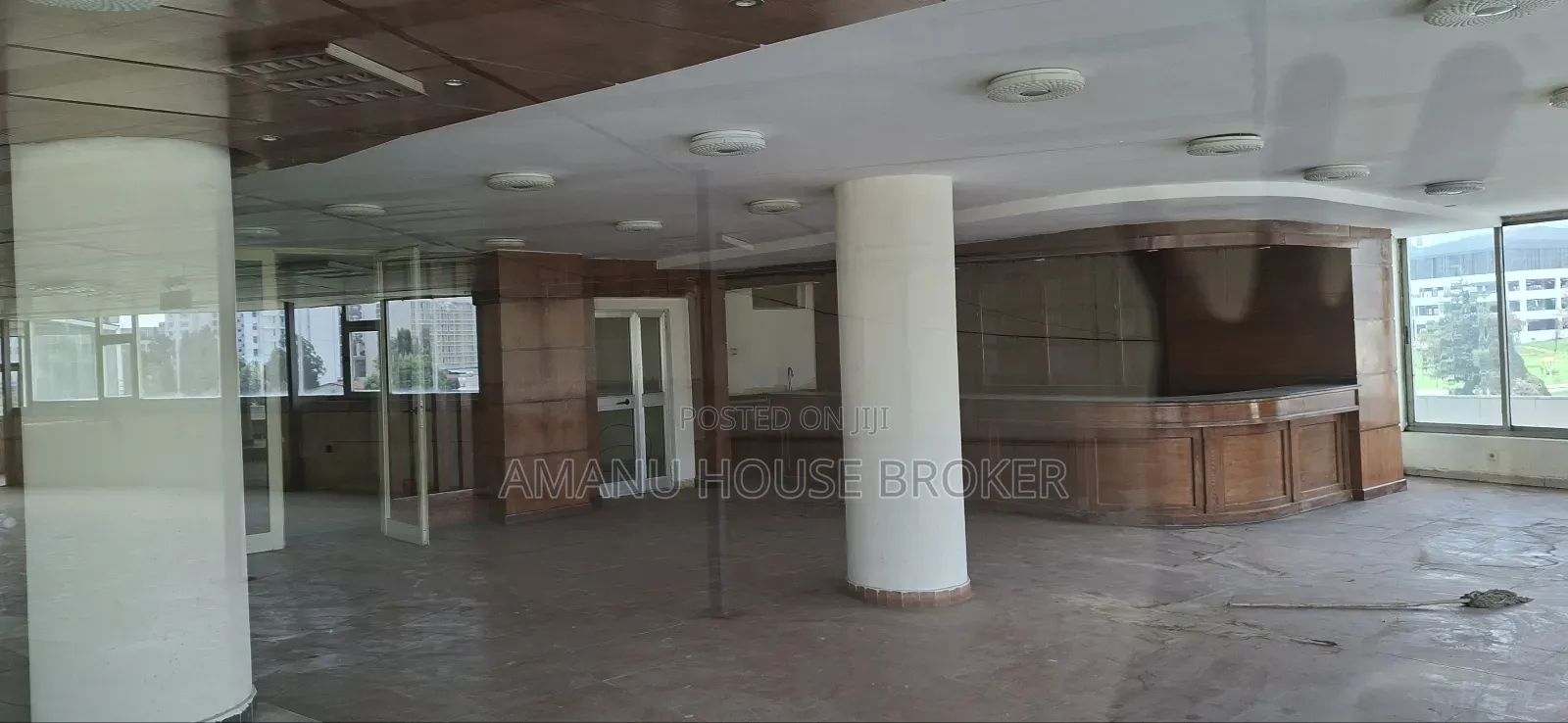 Urgently Available for Rent for Restaurant 900sqm, 3rd Floor