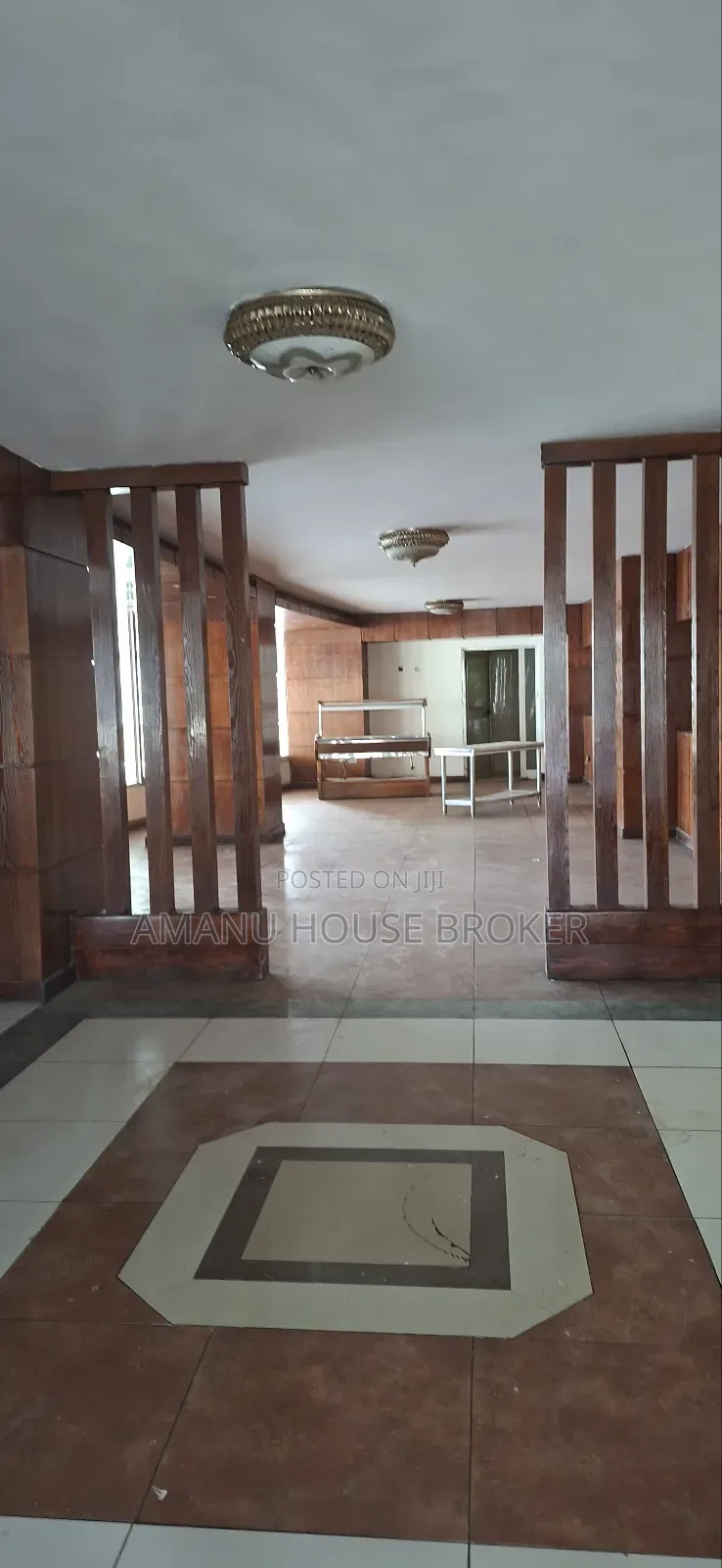 Urgently Available for Rent for Restaurant 900sqm, 3rd Floor
