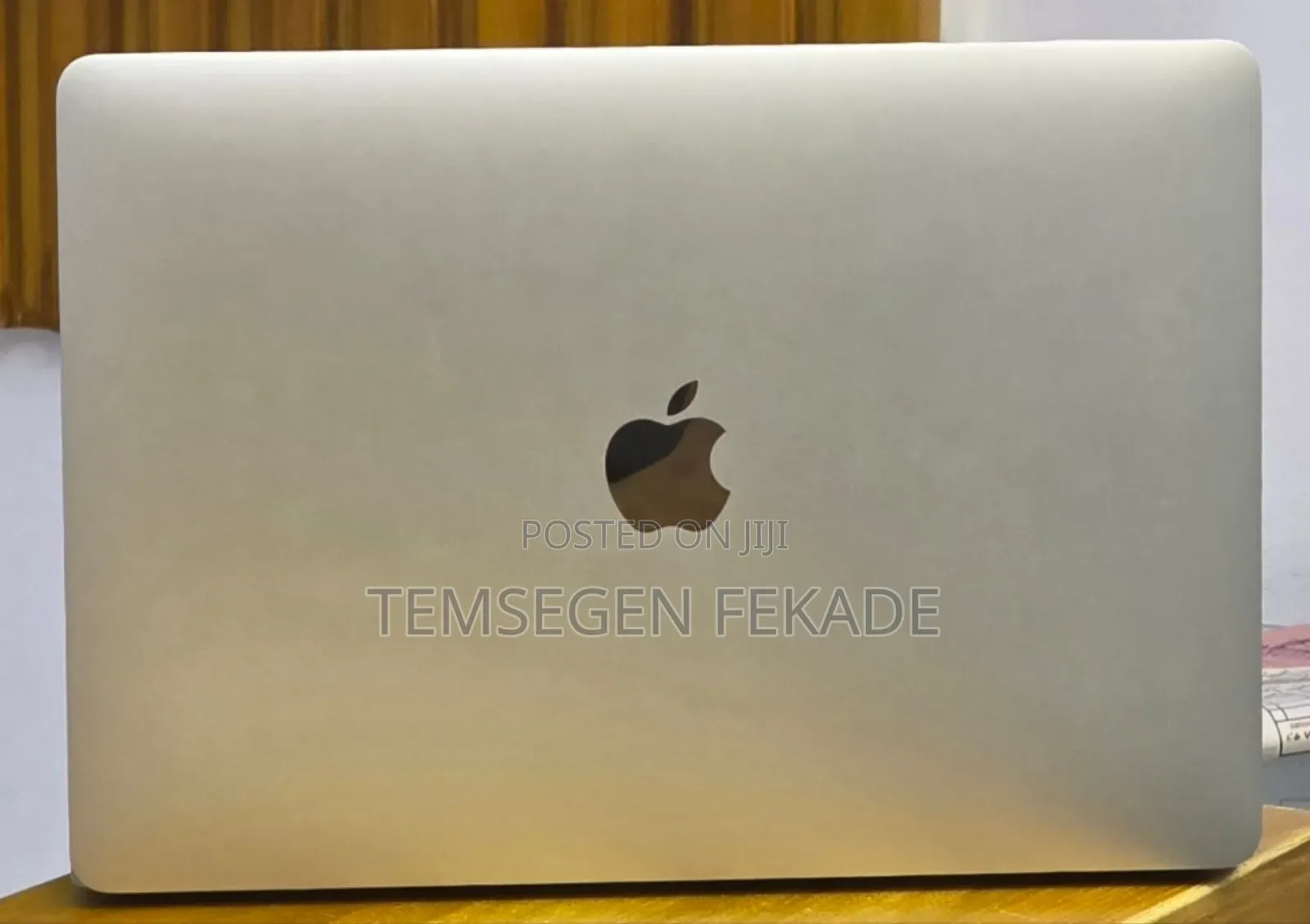 New Laptop Apple MacBook Pro 2019 8GB Intel Core i5 SSD 128GB