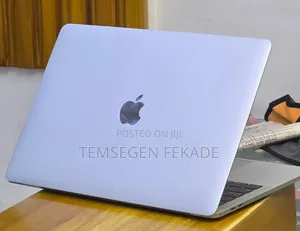 New Laptop Apple MacBook Pro 2019 8GB Intel Core i5 SSD 128GB
