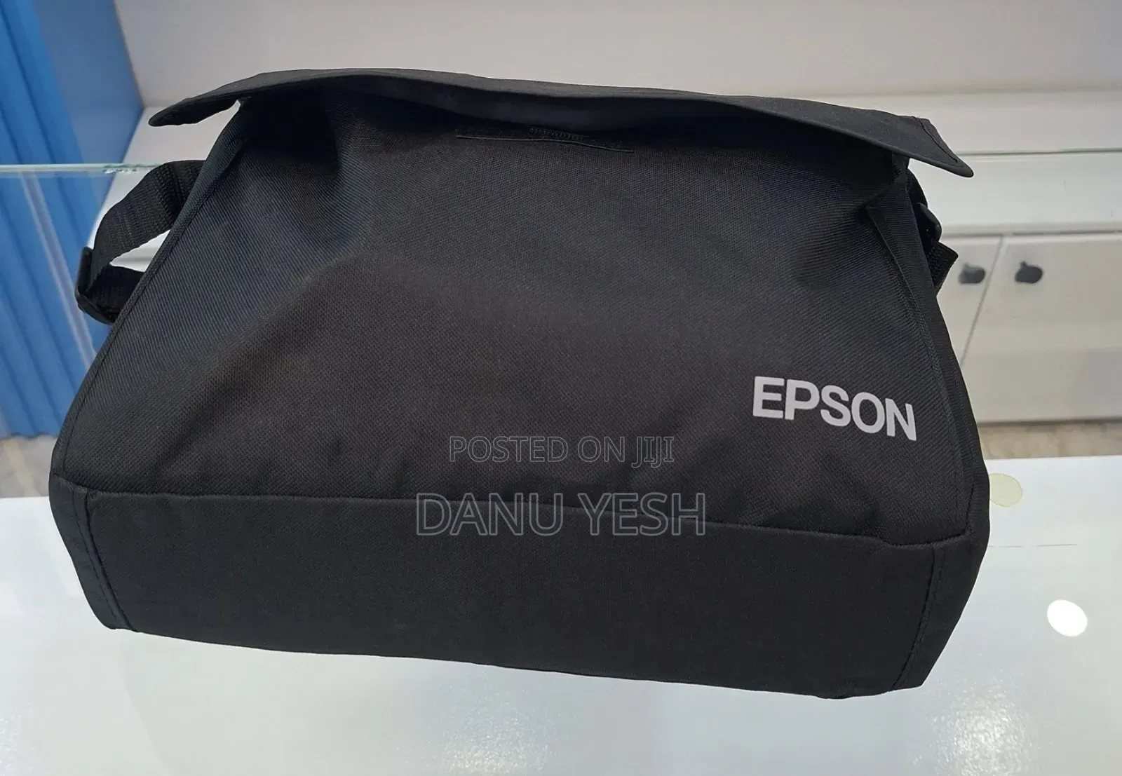 Eepson Projector