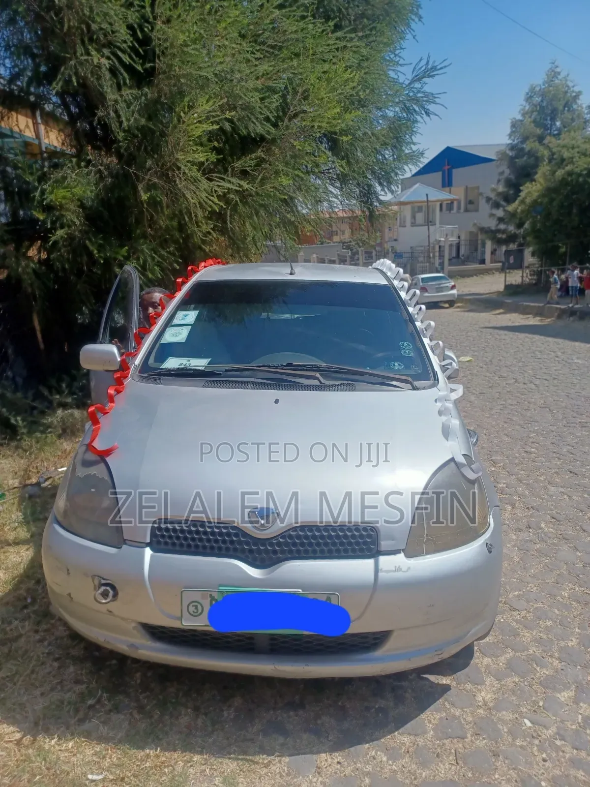 Toyota Vitz 2001 Silver