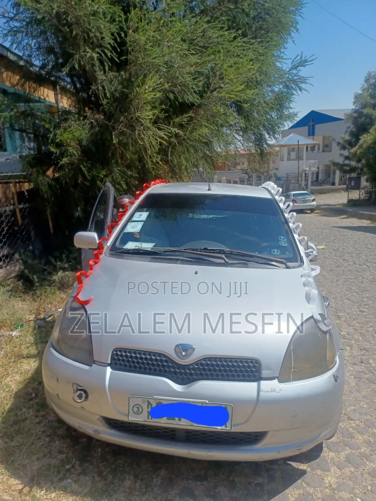 Toyota Vitz 2001 Silver