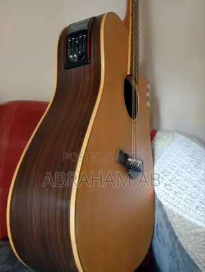 Box Guitar