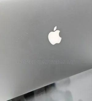 New Laptop Apple MacBook Pro 2015 16GB Intel Core i7 SSD 256GB