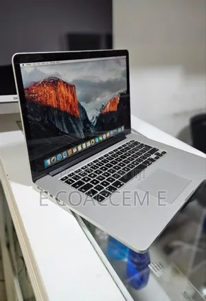 New Laptop Apple MacBook 16GB Intel Core i7 SSD 256GB