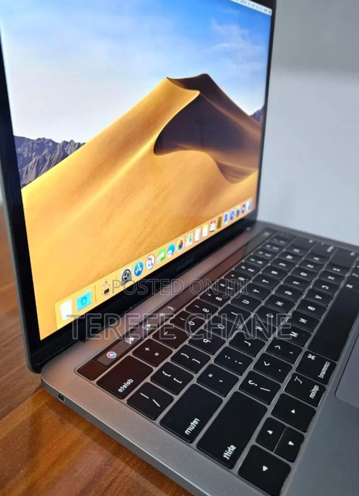 New Laptop Apple MacBook Pro 2019 8GB Intel Core i5 SSD 128GB
