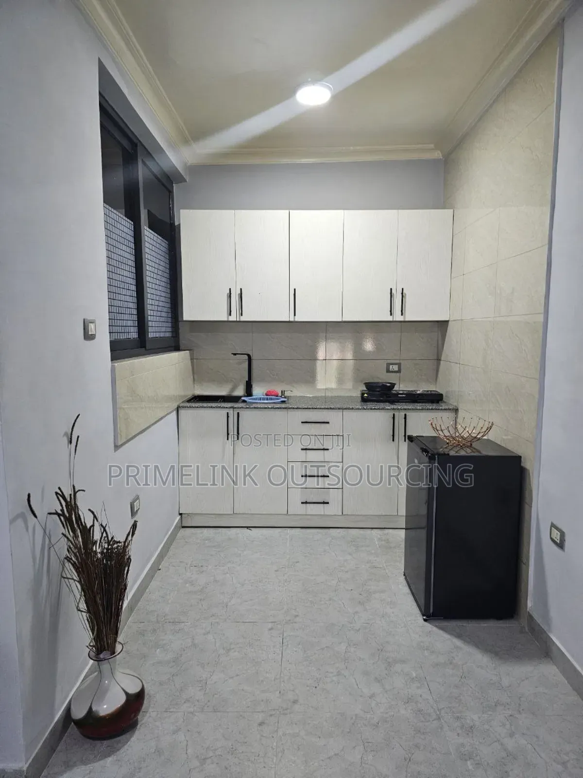 Furnished 1bdrm Apartment in Own, Arada for rent