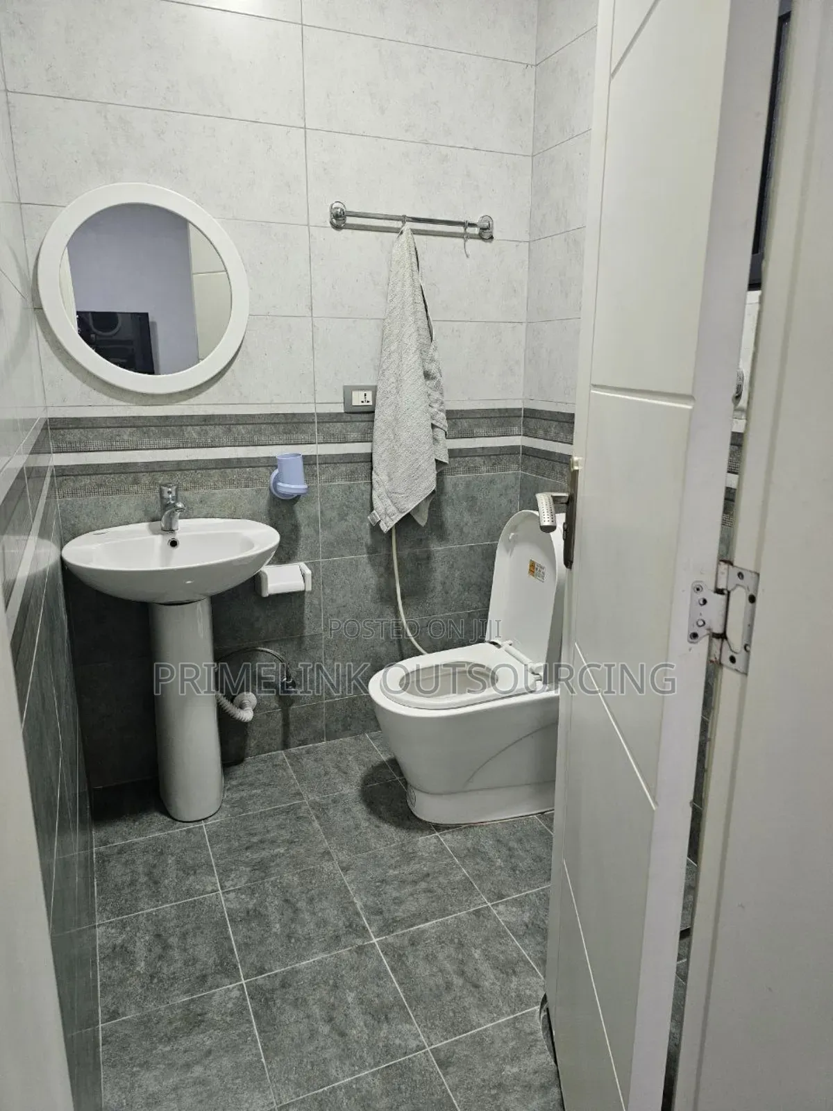Furnished 1bdrm Apartment in Own, Arada for rent