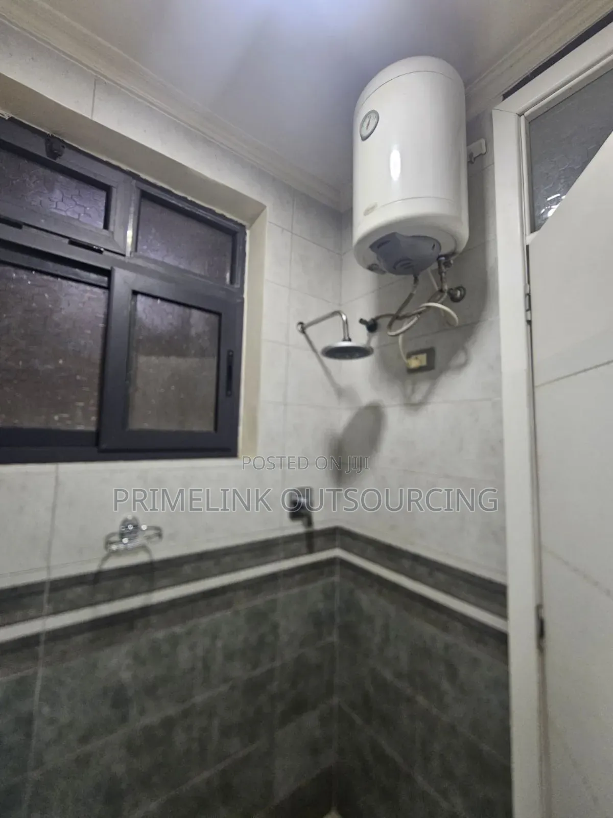 Furnished 1bdrm Apartment in Own, Arada for rent