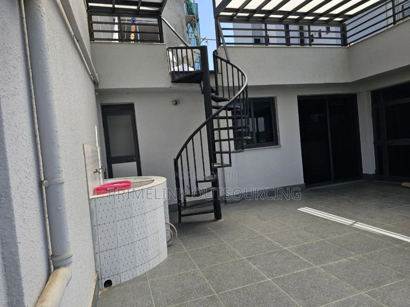 Furnished 1bdrm Apartment in Own, Arada for rent