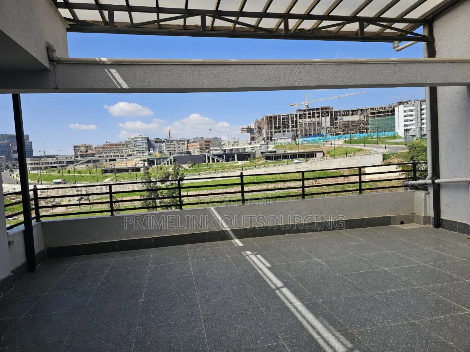 Furnished 1bdrm Apartment in Own, Arada for rent