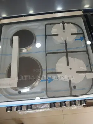 Alpha 60cm by 60cm Freestanding Oven. Floor