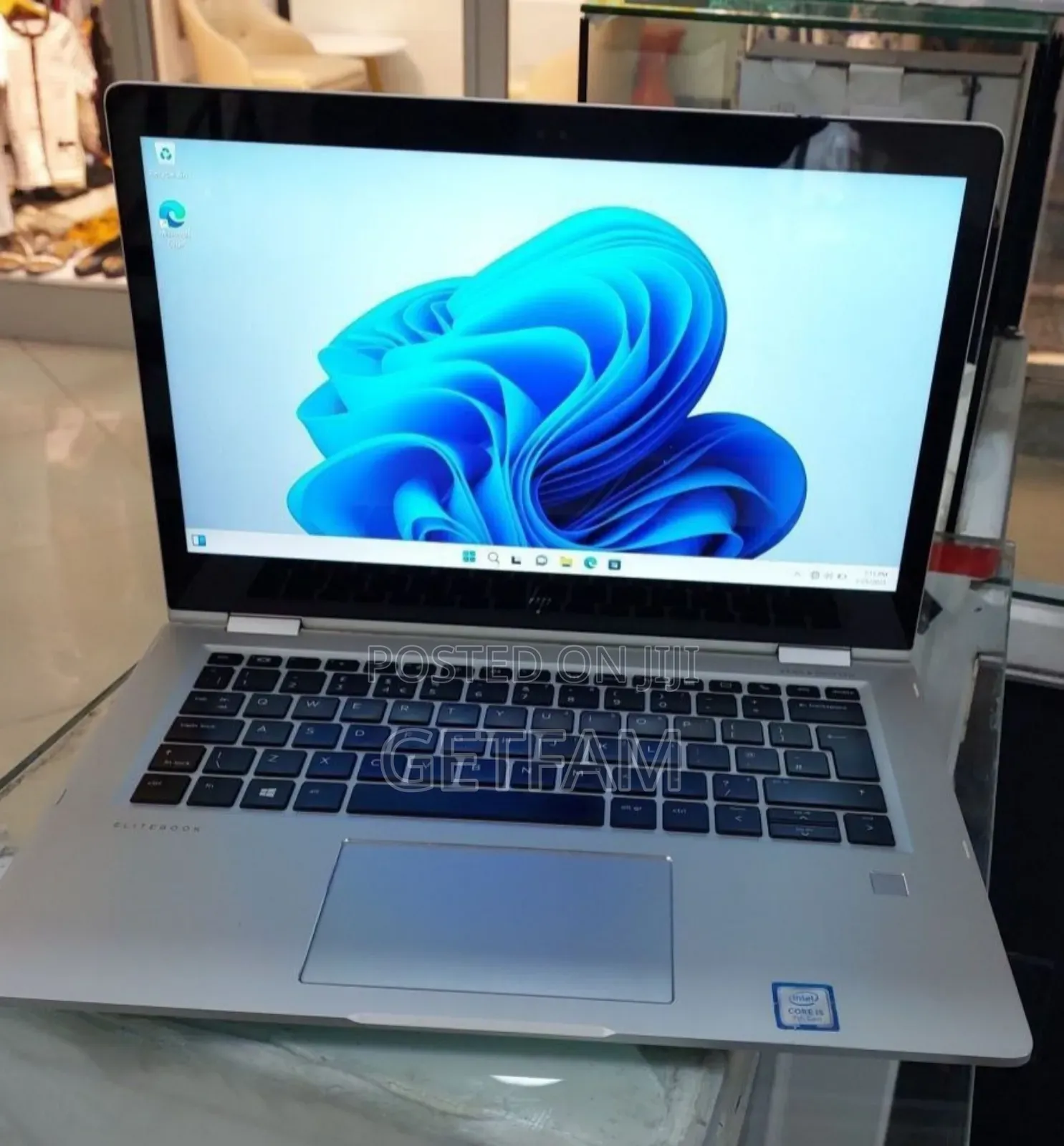 New Laptop HP EliteBook 1030 8GB Intel SSD 256GB