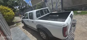 Nissan NP300 2007 White