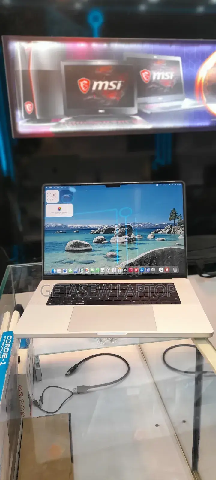 New Laptop Apple MacBook Pro M1 32GB Apple M1 Max SSD 1T