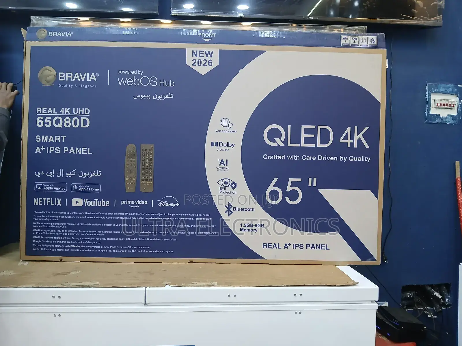 Bravia 65q80d Smart Qled Tv With a 65-Inch Screen.