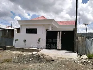 Furnished 5bdrm Villa in Ayat Gebrel Area, Yeka for sale