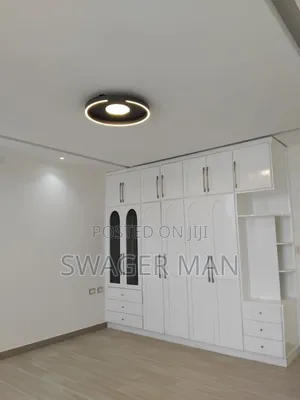 Furnished 10bdrm Townhouse/Terrace in Ayat, Yeka for sale