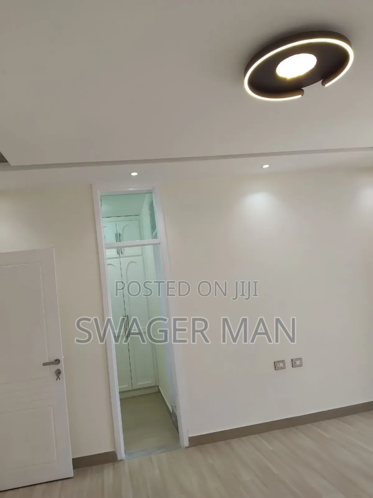 Furnished 10bdrm Townhouse/Terrace in Ayat, Yeka for sale