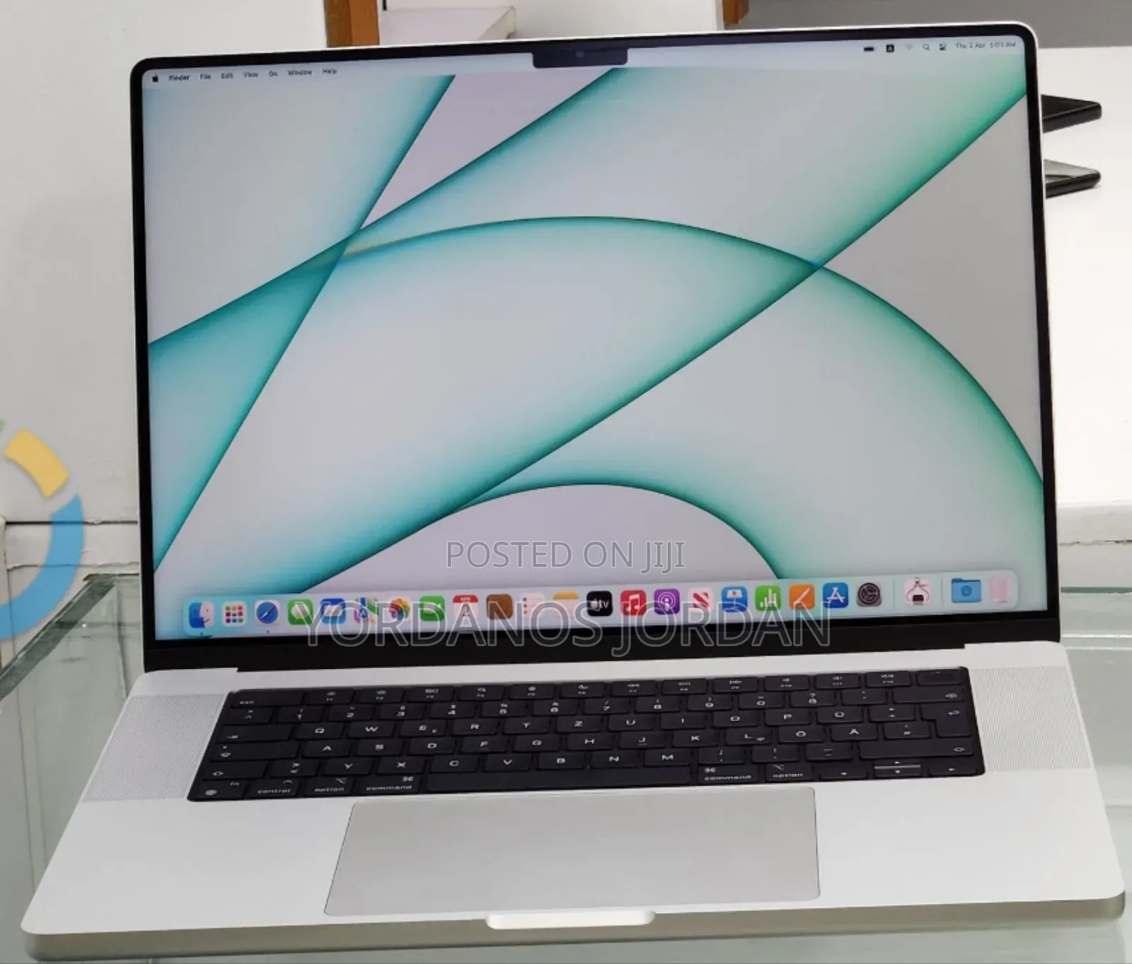 New Laptop Apple MacBook Pro M1 16GB Apple M1 Pro SSD 512GB