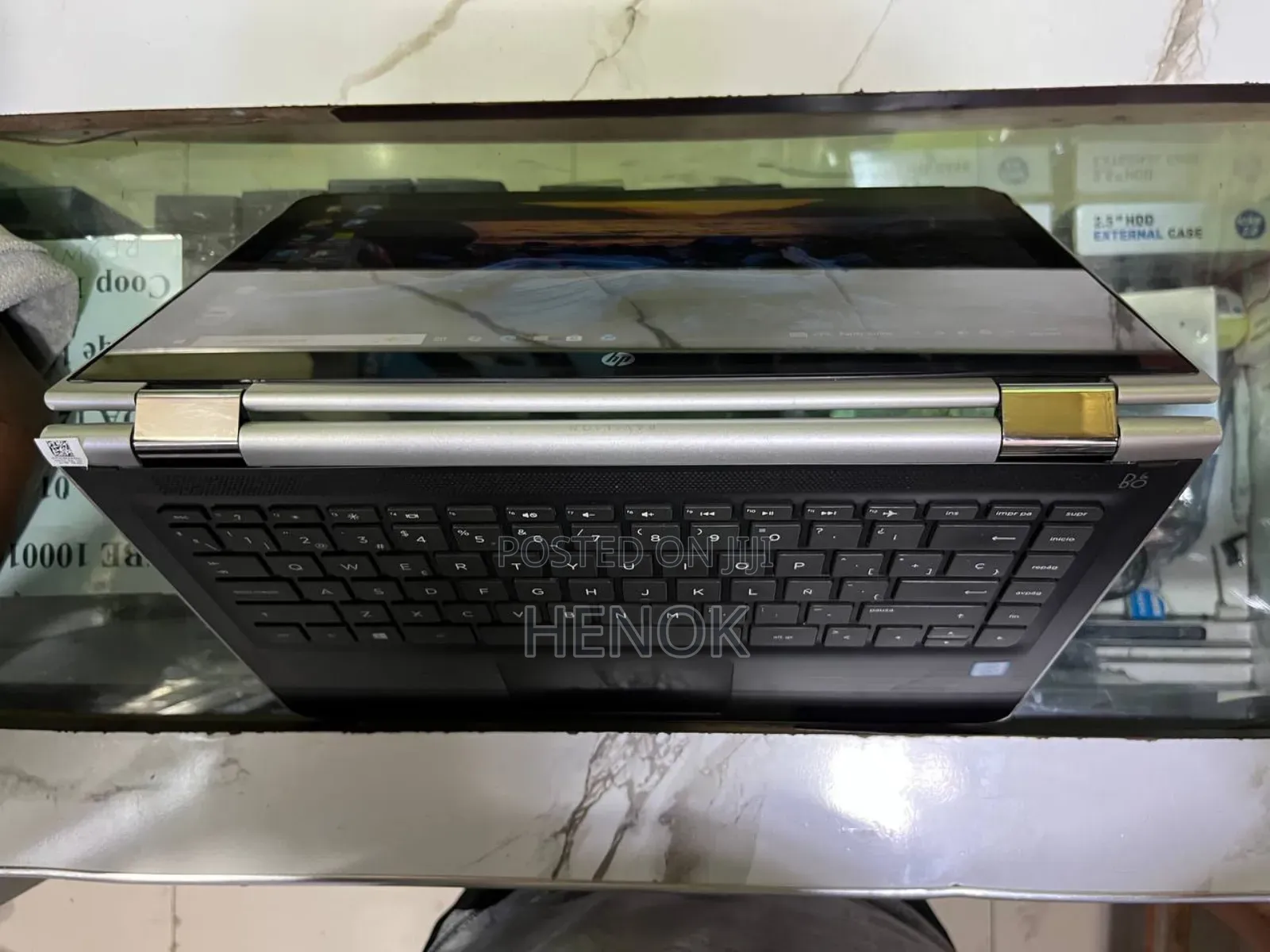 Laptop HP Pavilion x360 8GB Intel Core i5 HDD 1T