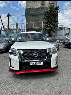 Nissan Patrol 2014 White