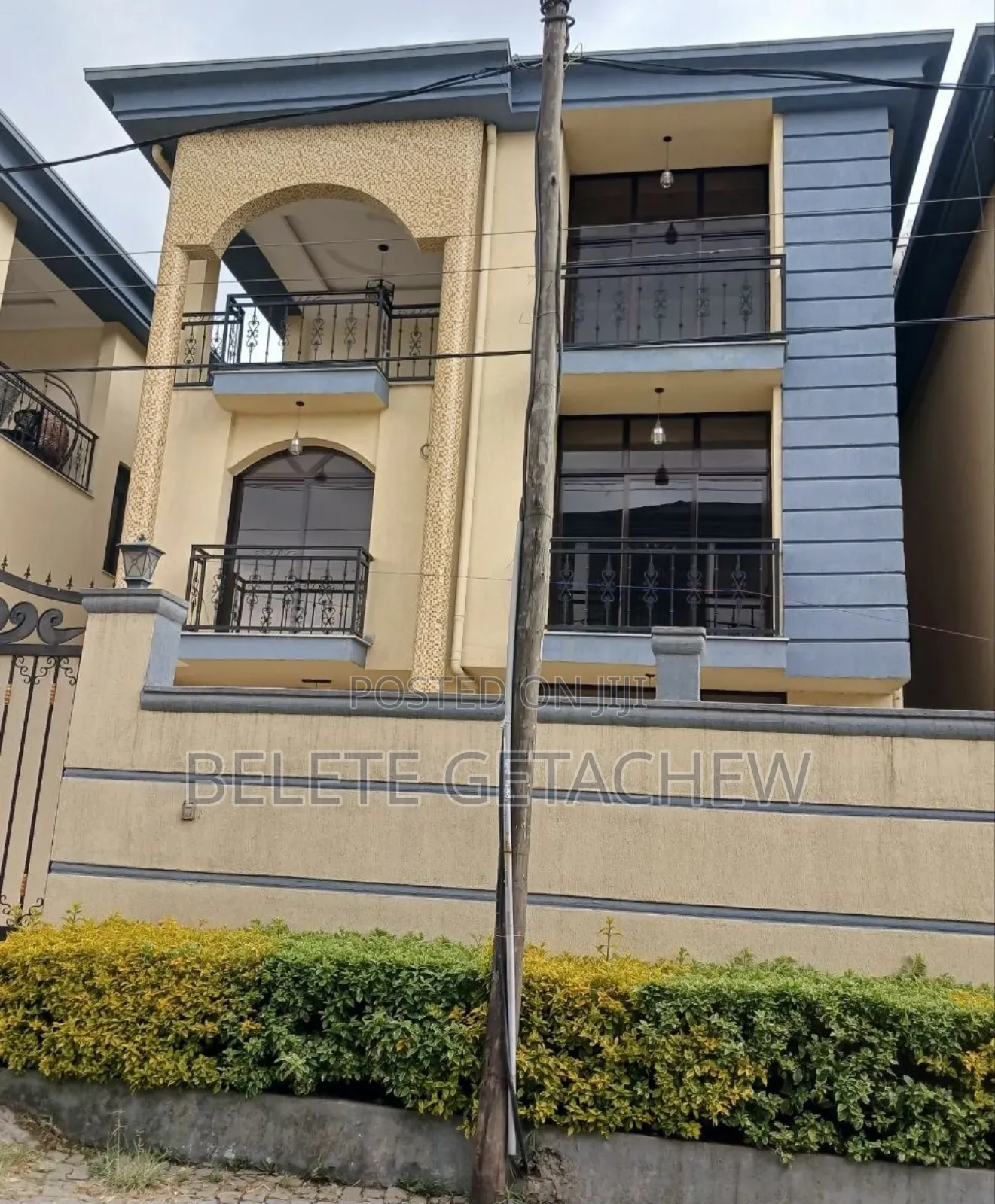 8bdrm House in Semit Fyelbet, G+2, Bole for sale