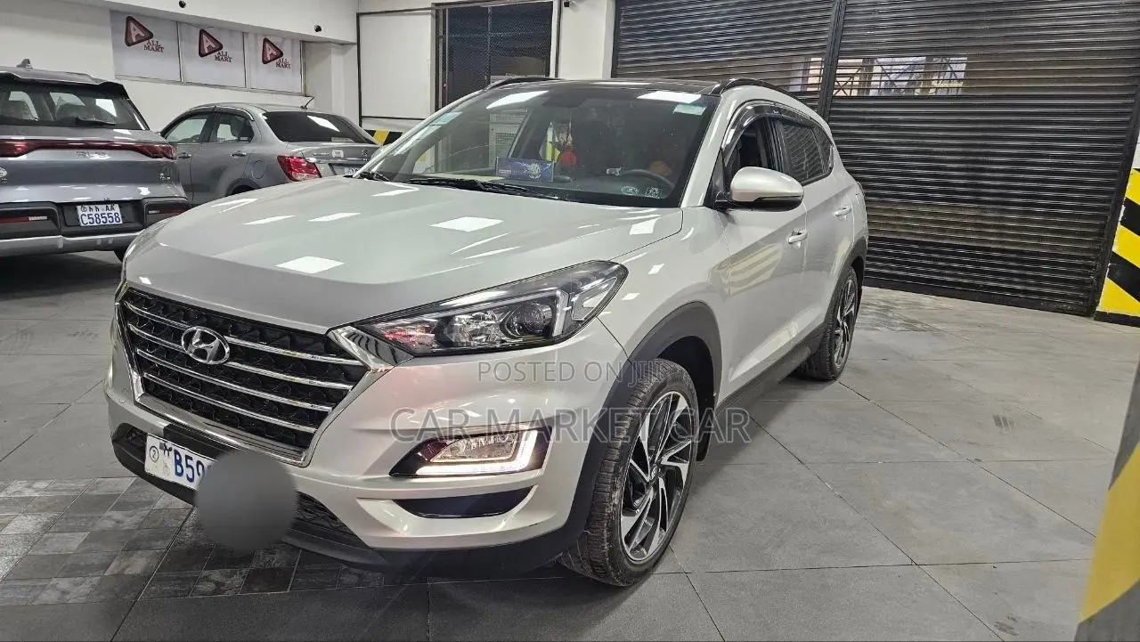 Hyundai Tucson SE AWD 2019 Silver