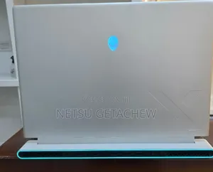 New Laptop Alienware M15 r3 16GB Intel Core Ultra 7 SSD 1T