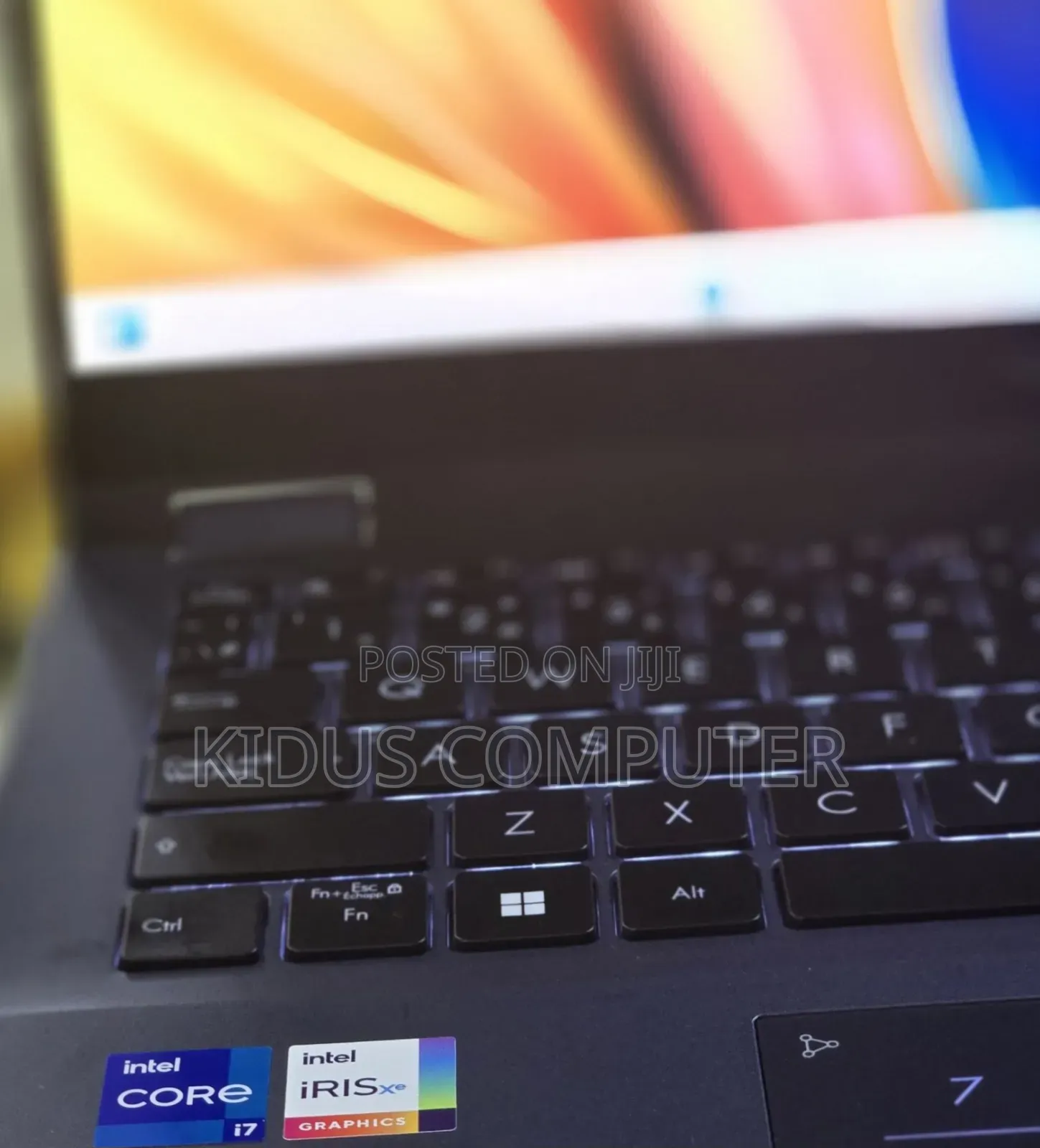 New Laptop Asus Vivobook 16 16GB Intel Core i7 SSD 512GB