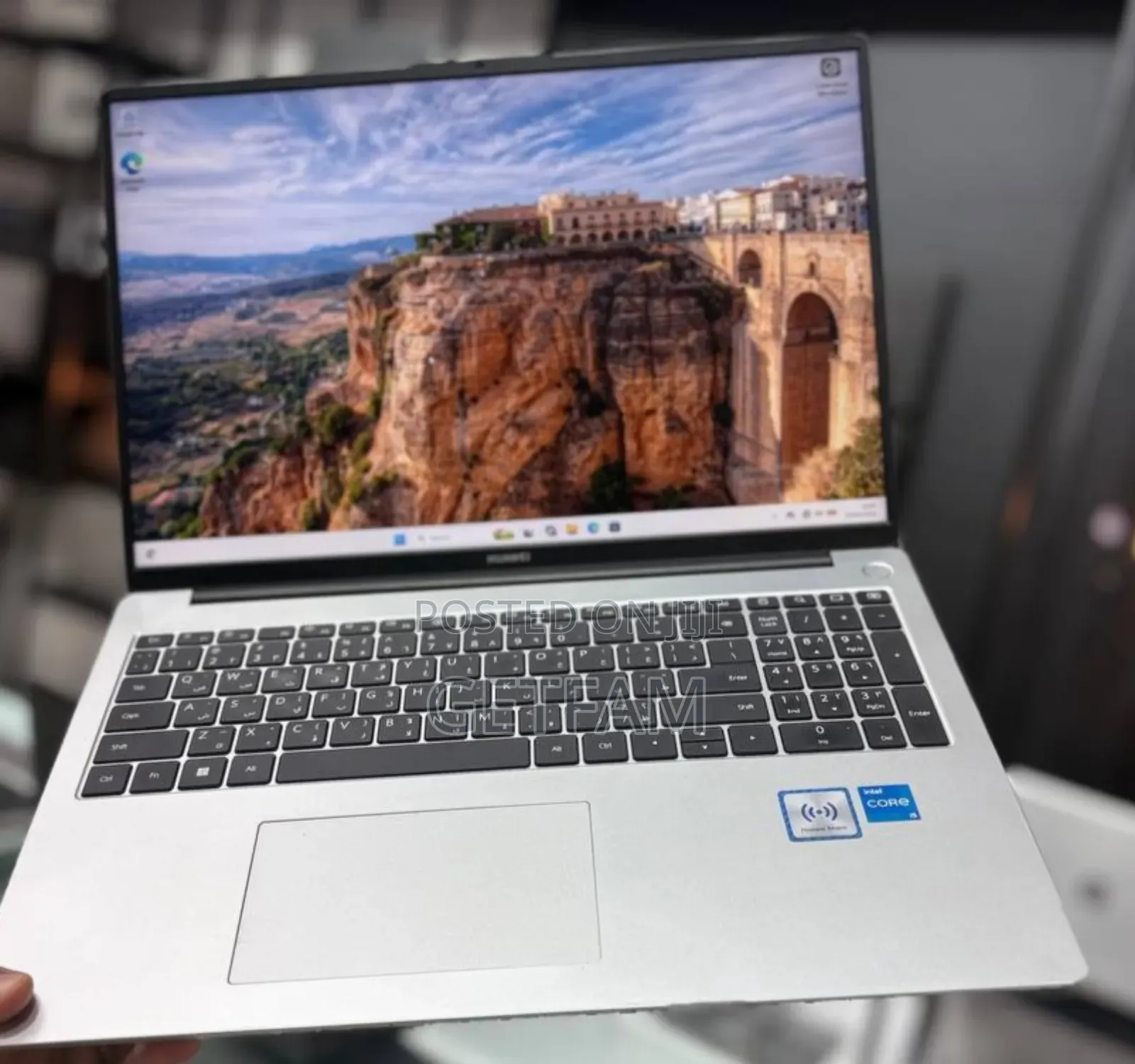 New Laptop Huawei MateBook 16s 8GB Intel Core i5 SSD 512GB