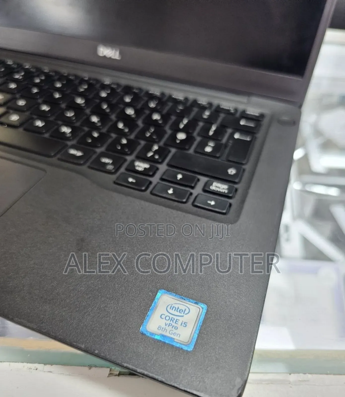 New Laptop Dell Latitude 5310 8GB Intel Core i5 SSD 256GB