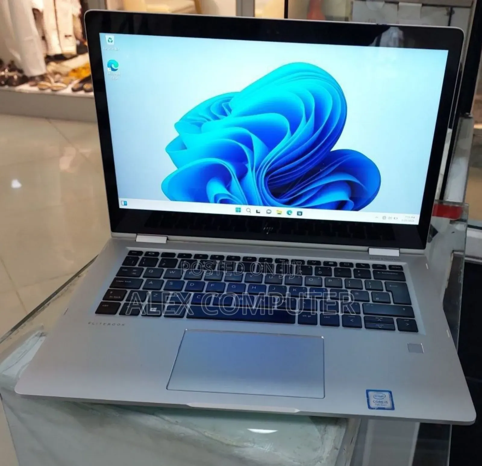 New Laptop HP EliteBook X360 1030 G2 8GB Intel Core i5 SSD 256GB