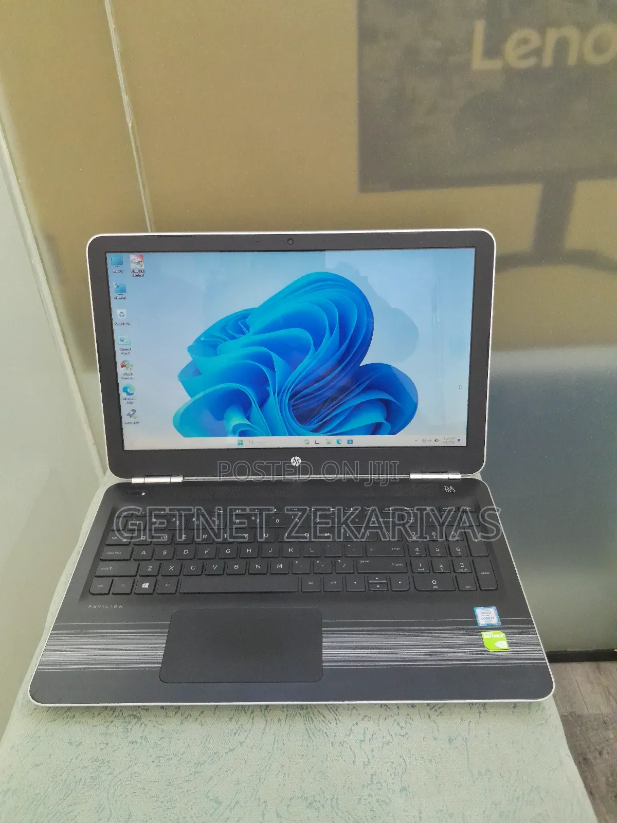 New Laptop HP Pavilion 15 8GB Intel Core i7 SSD 512GB